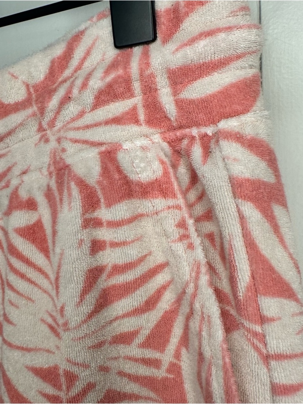 Lands' End pink Coral and Cream Tropical Print Drawstring Shorts terry cloth - Picture 4 of 6
